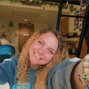 Meet your Posher, Sarah